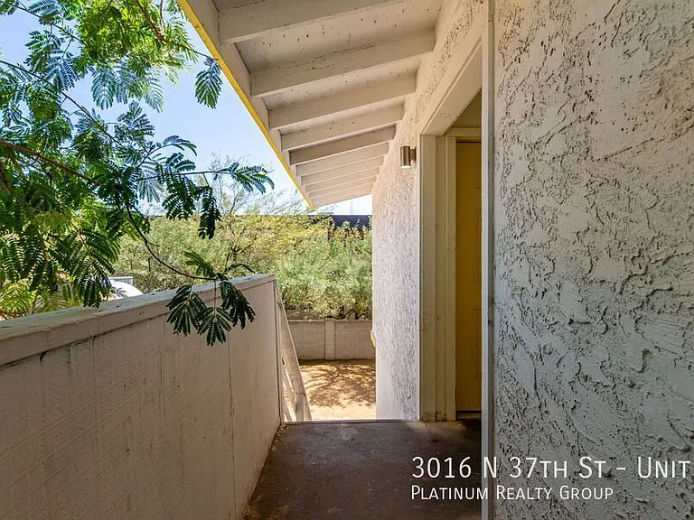 3016 N 37th St #6 — Photo 11