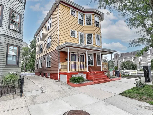 511-513 Broadway St, Providence, RI 02909