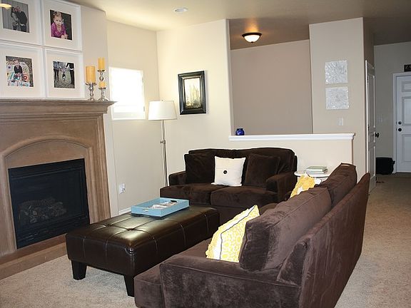 4th image of 241 E Crosscourt Way