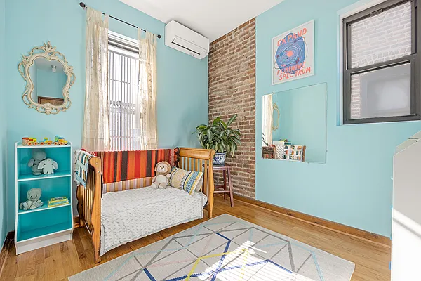 Sold by Owner | media 8