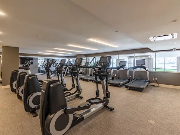 9 Avenue At Port Imperial image 42 of 50