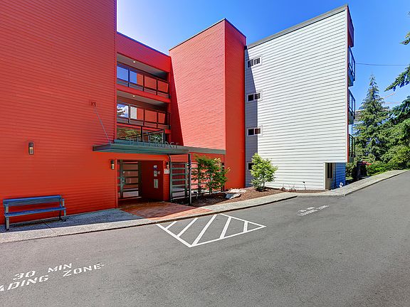 2nd image of 145 105th Ave SE APT 15