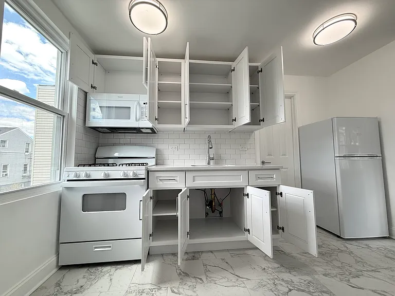 1539 Ohm Ave #2 — Photo 10