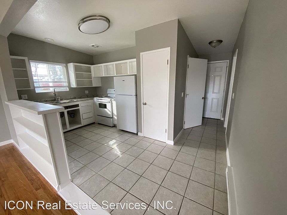 1st image of 23816 100th Ave SE #28