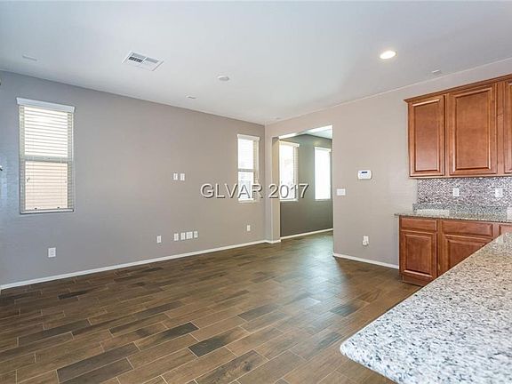 3rd image of 7706 Flowering Quince Dr