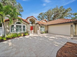 1713 Fiesta Dr, Sarasota, FL 34231