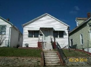 817 Summit St, Joliet, IL 60435