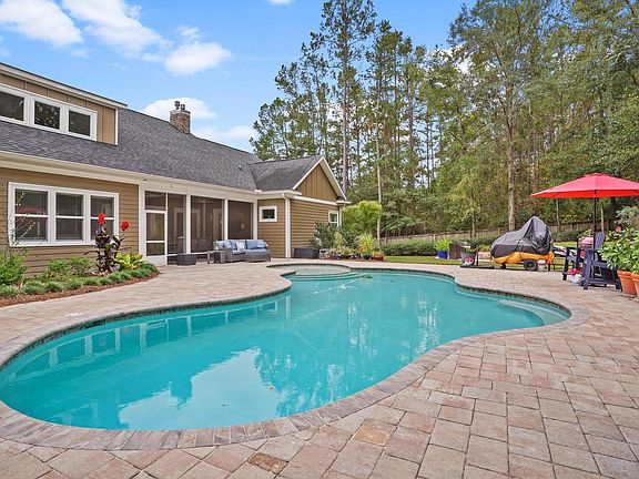 3rd image of 2864 Hannon Hill Dr
