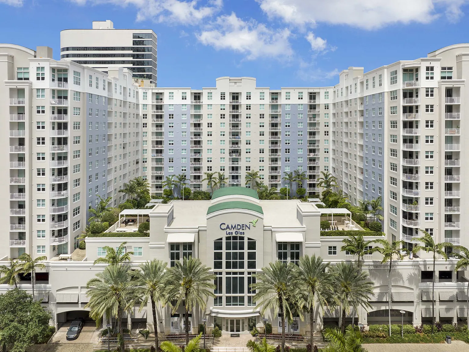 Camden Las Olas — Photo 1
