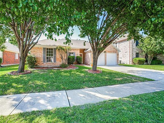 2nd image of 7309 Beverly Dr