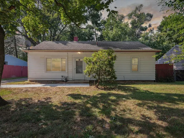 155 Carleton Dr S, Battle Creek, MI 49017