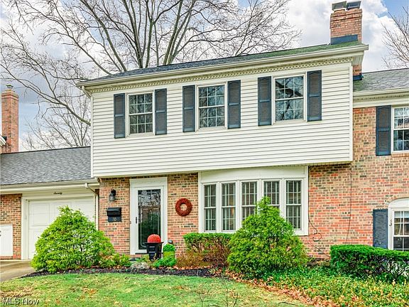 2nd image of 70 Yardley Ln