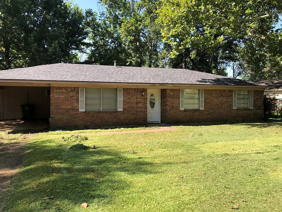 1st image of 310 Sherry Ln