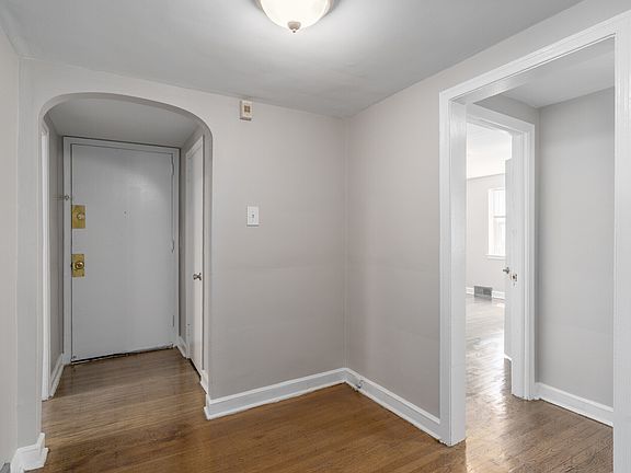 5th image of 1903 Bryn Mawr Ave #A223