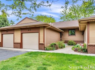 650 Bradford Pl NE, Grand Rapids, MI 49525