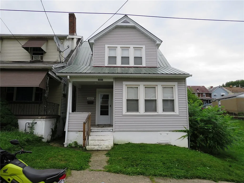 2613 Cleveland St photo 1