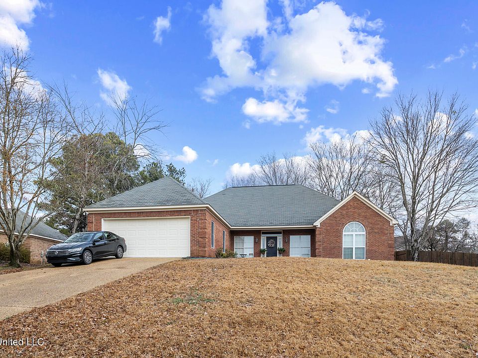 1st image of 106 Brittany Way