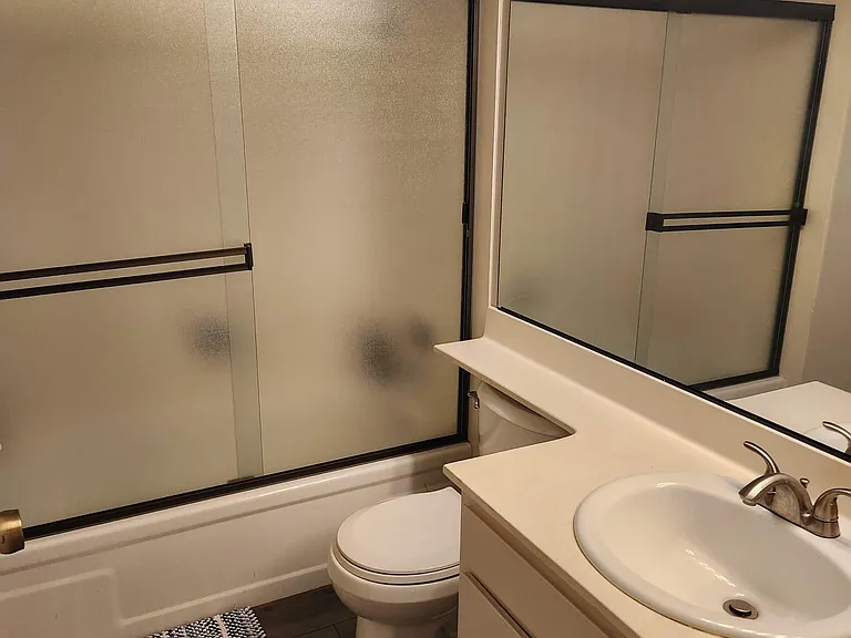 2402 Deer Tree Ct — Photo 11