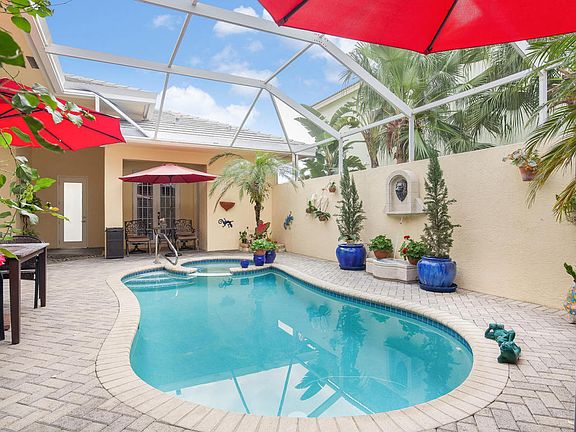 8269 BobOLink Dr West Palm-large-009-8-I