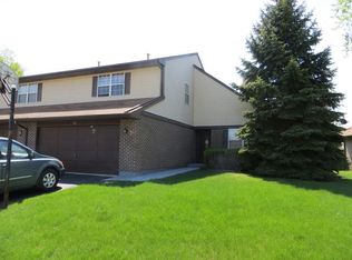 522 La Salle Ct N, Buffalo Grove, IL 60089