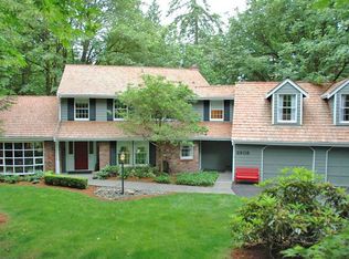 3909 142nd Pl NE, Bellevue, WA 98007