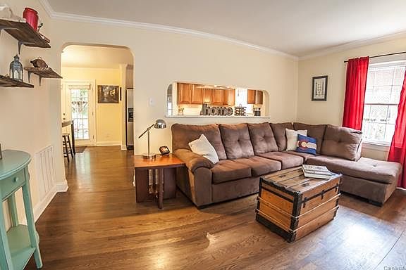 3rd image of 3809 Winterfield Pl