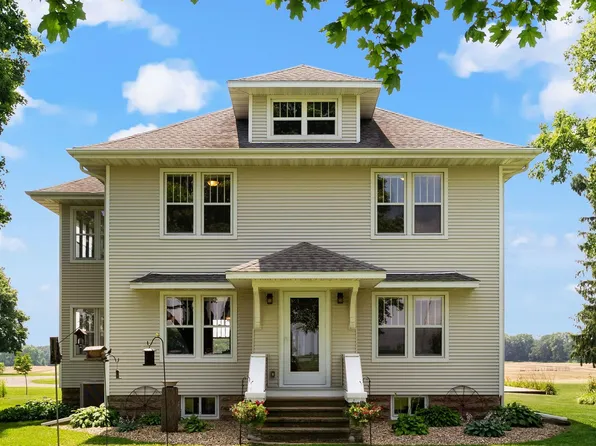 9927 W Stebbinsville Rd, Stoughton, WI 53589