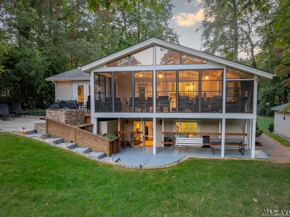 285 Pine Tree Dr, Henrico, NC 27842