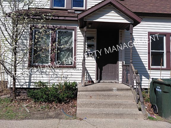 2nd image of 216 W Grand Ave #B