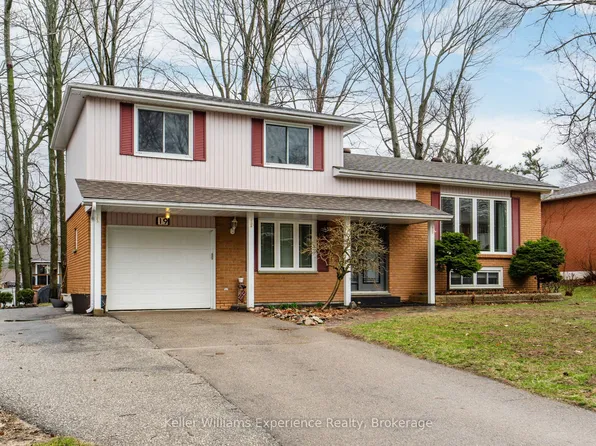 19 Viel St, Penetanguishene, ON L9M 1J1