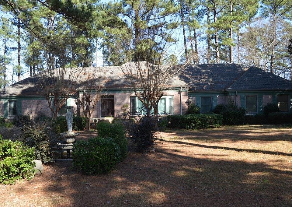 1st image of 139 Pinewood Dr #10&13