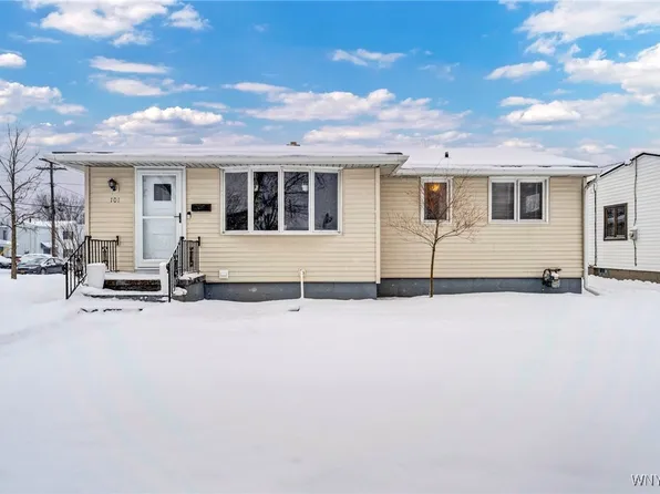 101 Bonnett Ave, Tonawanda, NY 14150
