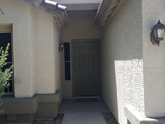 4th image of 3312 S 81st Dr