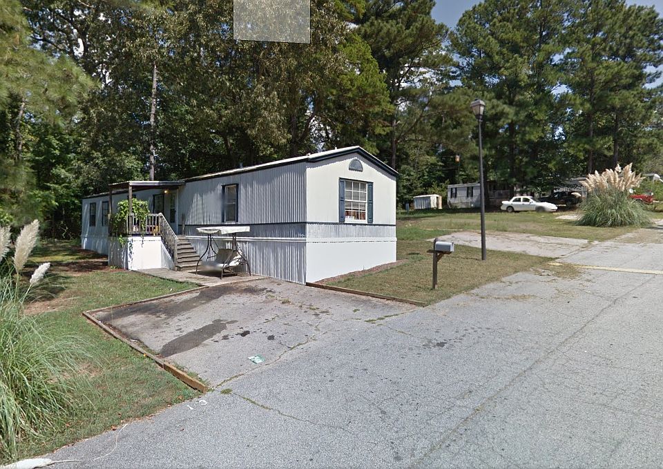 2nd image of 13 Poole Cir