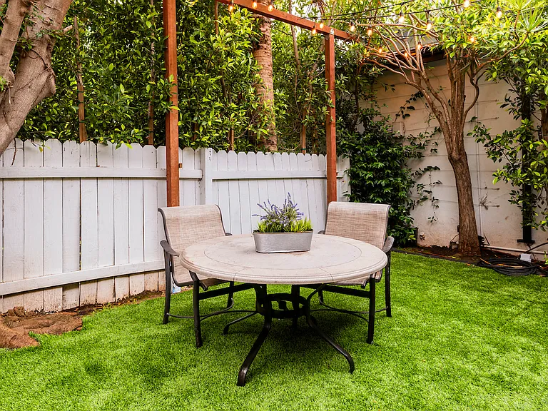12337 Gorham Ave — Photo 31