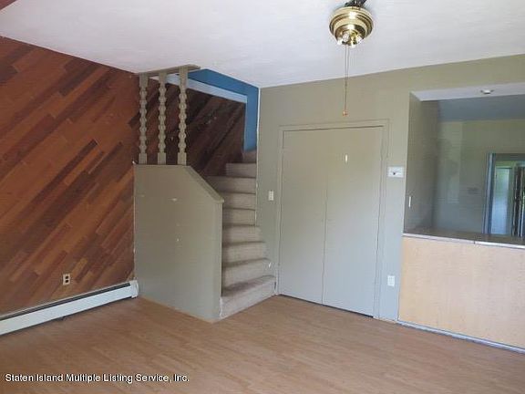 3rd image of 95 Saint Marys Ave