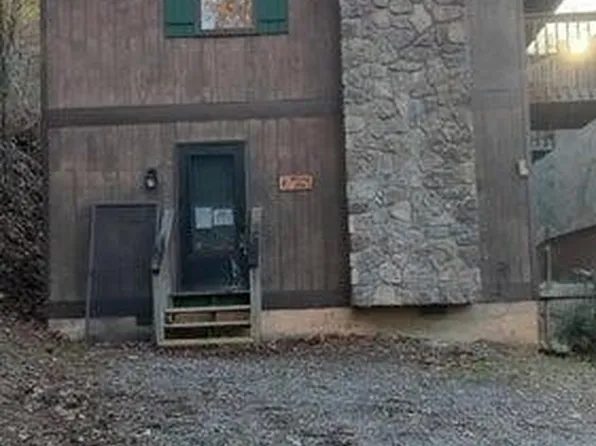 4264 New Pioneer Trl, Pigeon Forge, TN 37863