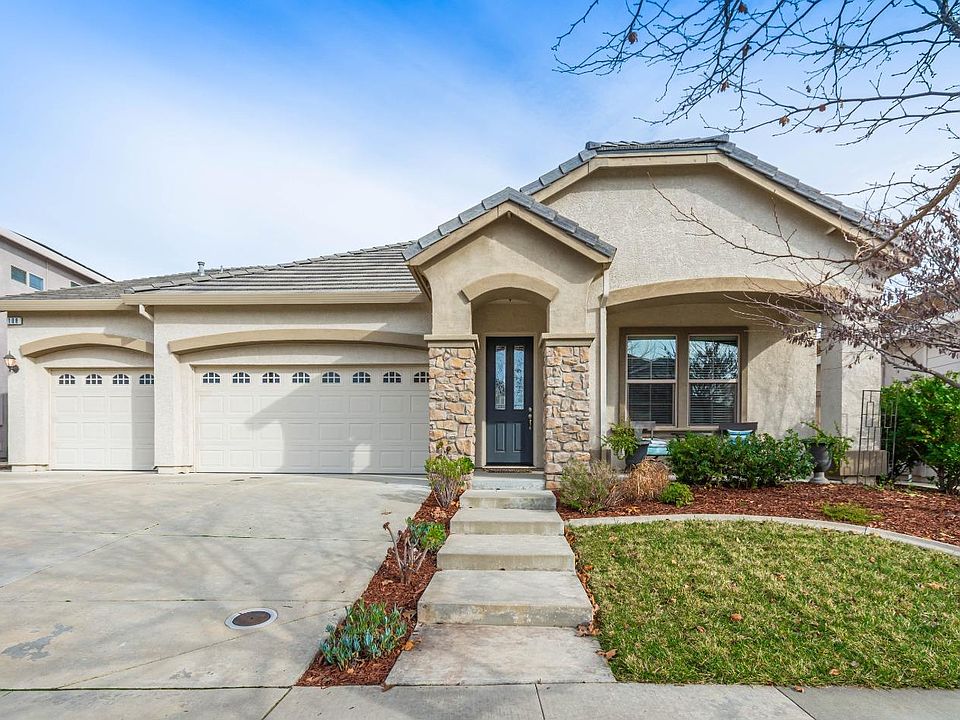 1st image of 108 Cactus Ct