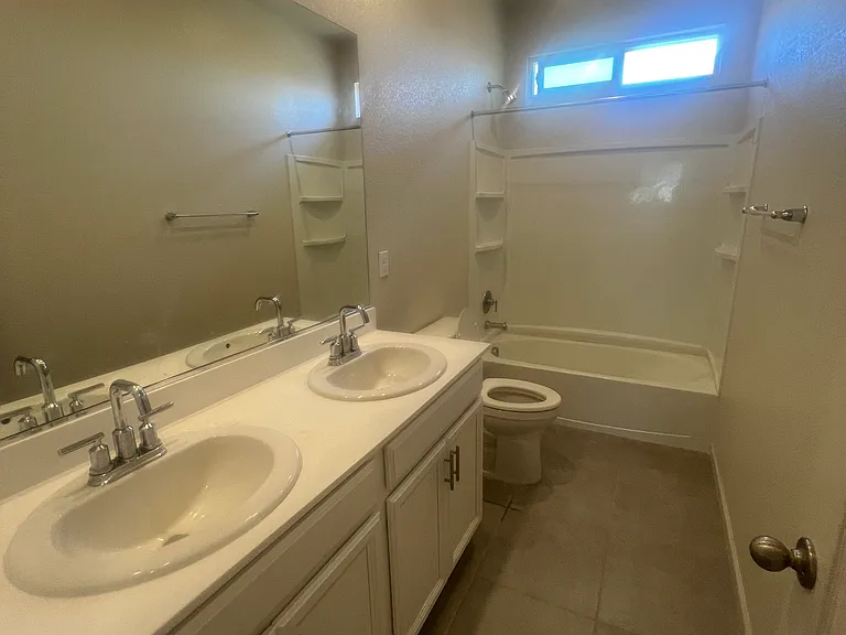 1878 Holland Ln — Photo 44