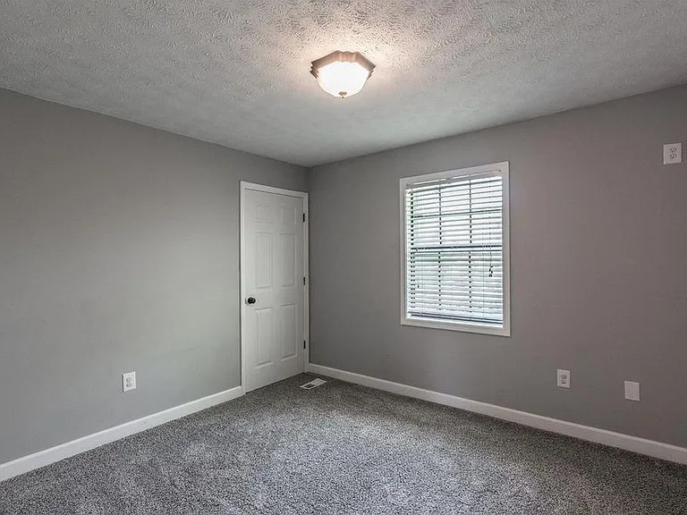 941 Belvedere Dr — Photo 28