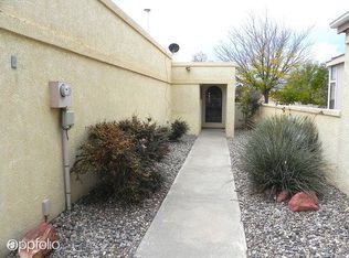 1633 Hollyberry Dr NE, Rio Rancho, NM 87144