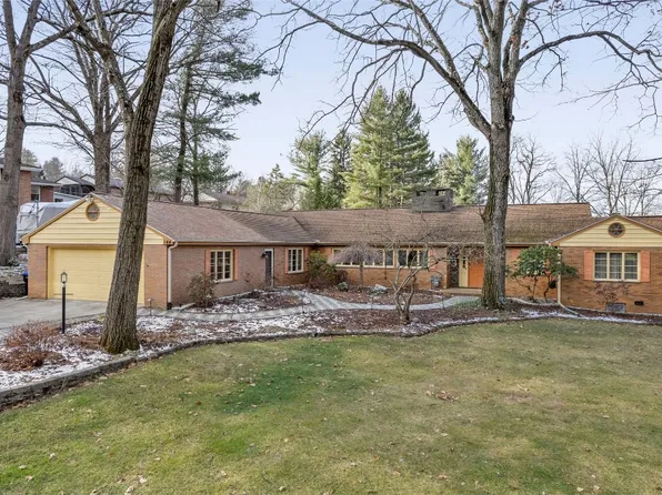 144 Chalburn Rd, Vestal, NY 13850