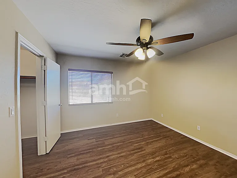 22312 W La Pasada Blvd — Photo 10
