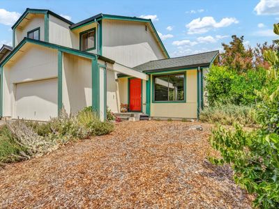800 Falcon Way, Healdsburg, CA, 95448