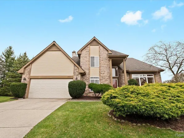 29212 Chelsea Xing, Farmington Hills, MI 48331