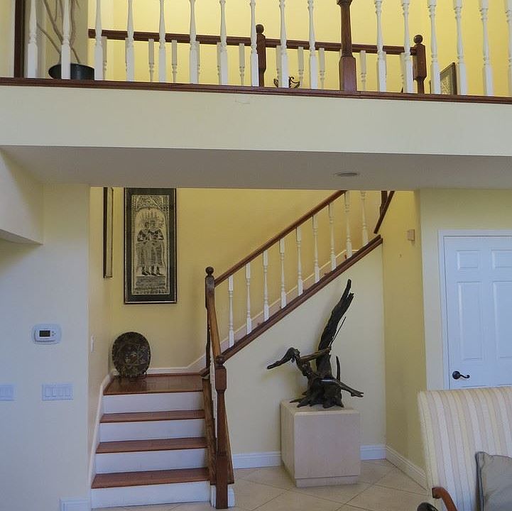 1st image of 430 Burlington Ct Unit 101