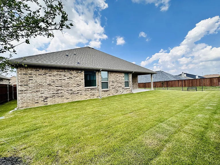 1310 Axis Deer Rd — Photo 23