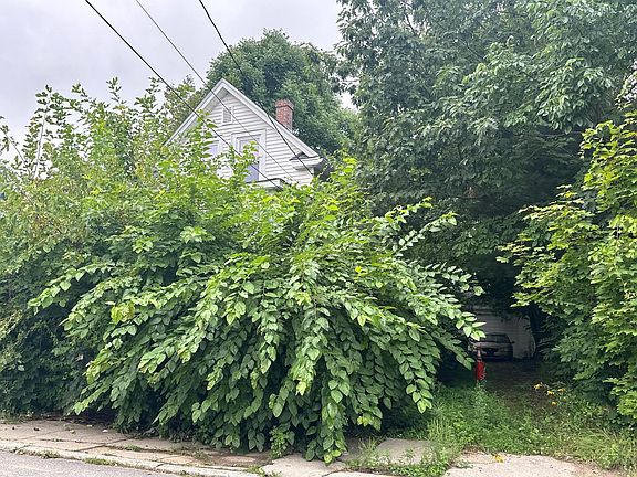 2nd image of 63 Pratt St