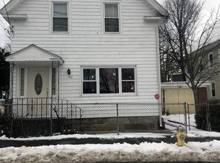 102 Newton St, Lawrence, MA 01843