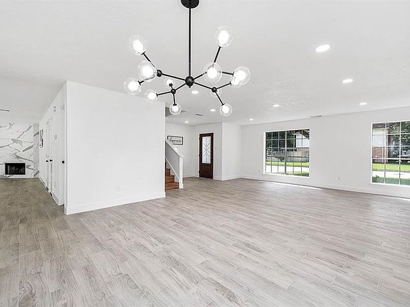 2nd image of 2715 Woodcreek Meadows Lane